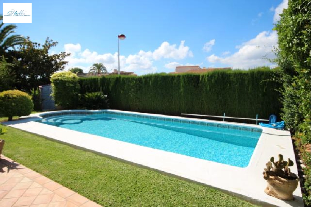 villa in Els Poblets(Barranquets) for sale, built area 160 m², year built 2000, condition neat, + underfloor heating, plot area 876 m², 3 bedroom, 3 bathroom, swimming-pool, ref.: 2-4316-14