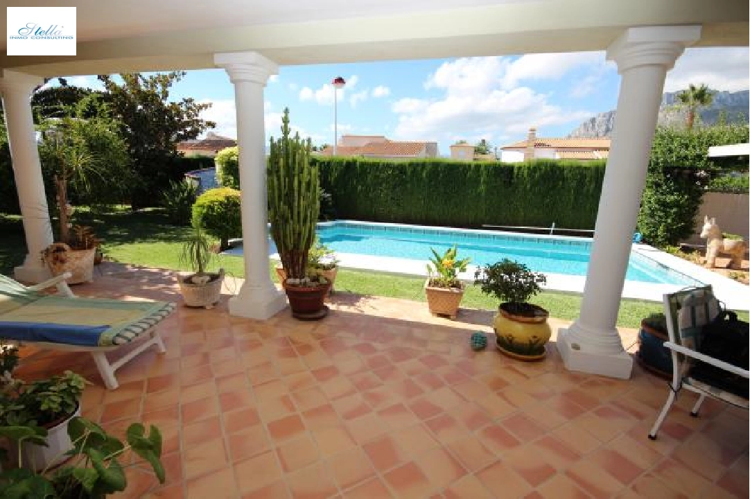 villa in Els Poblets(Barranquets) for sale, built area 160 m², year built 2000, condition neat, + underfloor heating, plot area 876 m², 3 bedroom, 3 bathroom, swimming-pool, ref.: 2-4316-18