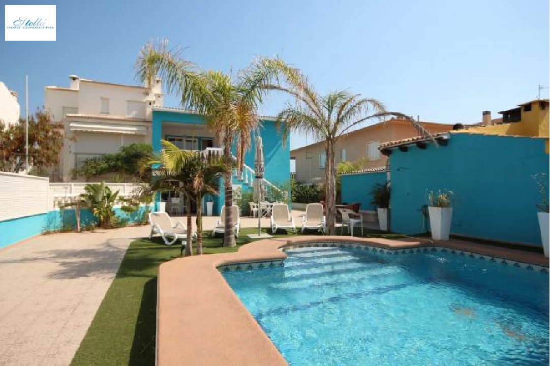 beach house in Oliva(Oliva) for sale, built area 220 m², year built 1996, condition neat, + stove, air-condition, plot area 430 m², 6 bedroom, 2 bathroom, swimming-pool, ref.: Lo-3416-3