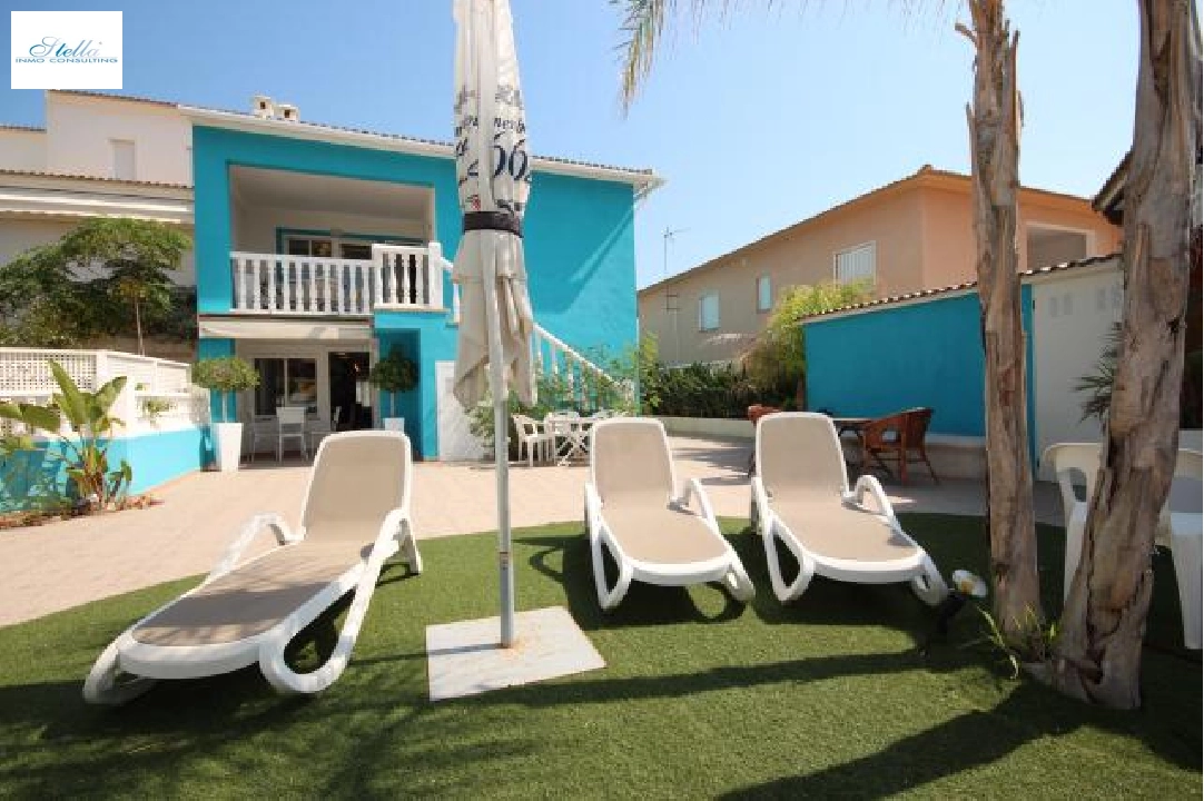 beach house in Oliva(Oliva) for sale, built area 220 m², year built 1996, condition neat, + stove, air-condition, plot area 430 m², 6 bedroom, 2 bathroom, swimming-pool, ref.: Lo-3416-42