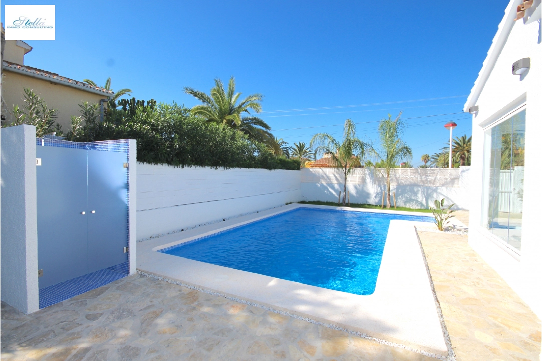 villa in Els Poblets(Ptda. Barranquets) for holiday rental, built area 114 m², year built 1986, condition neat, + central heating, air-condition, plot area 510 m², 3 bedroom, 2 bathroom, swimming-pool, ref.: T-1118-2