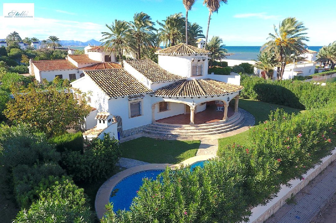 villa in Denia for sale, built area 150 m², year built 1984, condition neat, + central heating, air-condition, plot area 850 m², 3 bedroom, 3 bathroom, swimming-pool, ref.: AS-1020-1