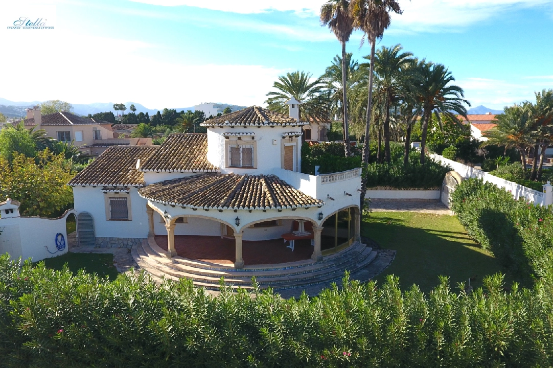 villa in Denia for sale, built area 150 m², year built 1984, condition neat, + central heating, air-condition, plot area 850 m², 3 bedroom, 3 bathroom, swimming-pool, ref.: AS-1020-24