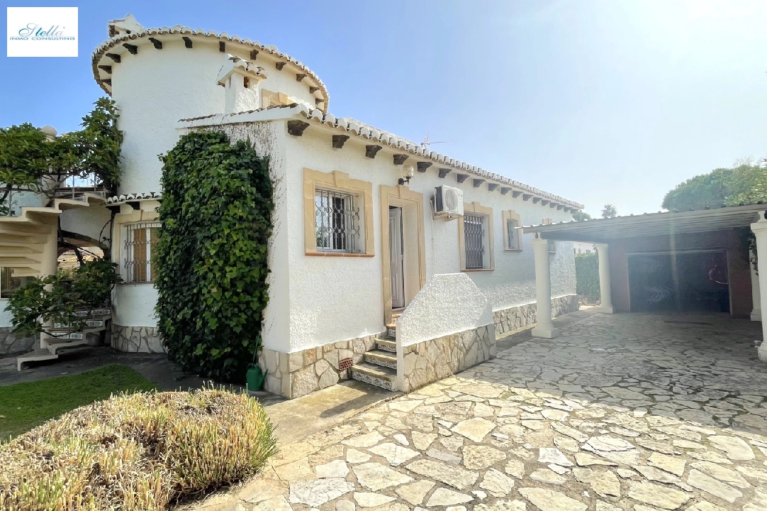 villa in Denia for sale, built area 150 m², year built 1984, condition neat, + central heating, air-condition, plot area 850 m², 3 bedroom, 3 bathroom, swimming-pool, ref.: AS-1020-6