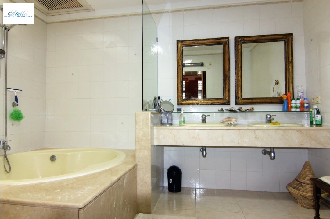 town house in Sagra(Sagra) for sale, built area 368 m², plot area 450 m², 4 bedroom, 3 bathroom, ref.: BP-6103SAG-8