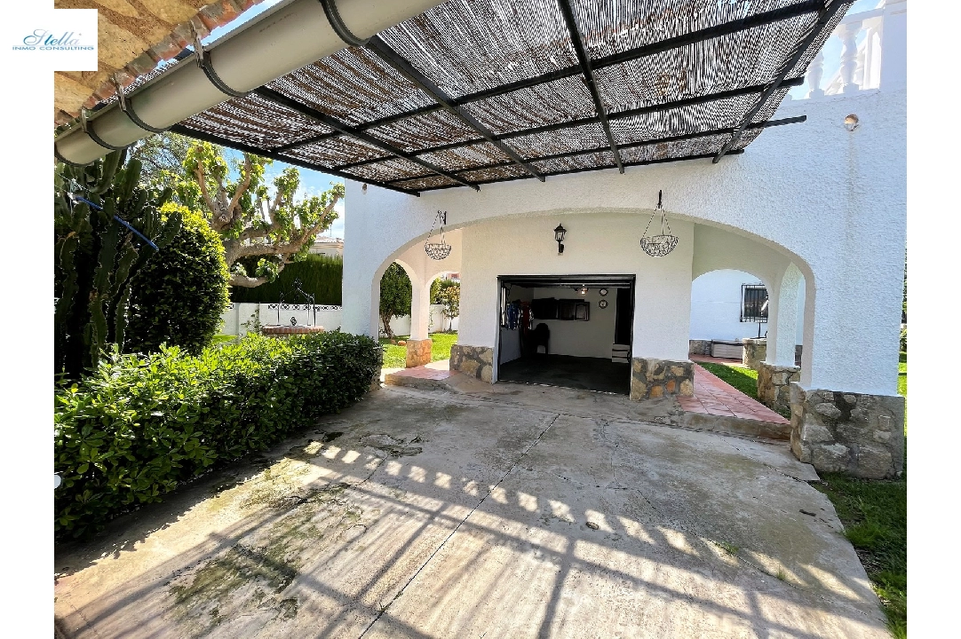 beach house in Denia(Las Marinas) for sale, built area 240 m², year built 1984, + stove, air-condition, plot area 843 m², 5 bedroom, 3 bathroom, swimming-pool, ref.: SC-D0721-3