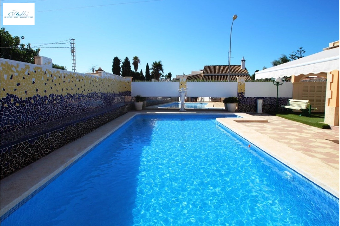 villa in Els Poblets for sale, built area 216 m², year built 1999, air-condition, plot area 602 m², 4 bedroom, 2 bathroom, swimming-pool, ref.: JS-0221-25