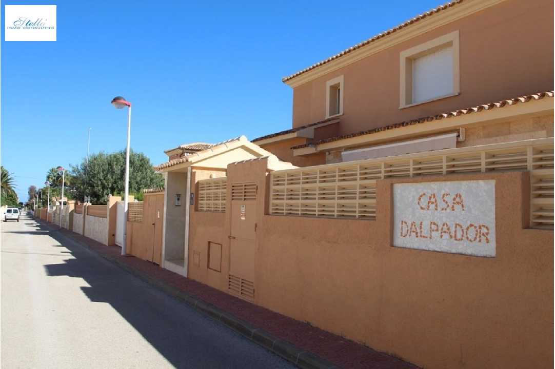 villa in Els Poblets for sale, built area 216 m², year built 1999, air-condition, plot area 602 m², 4 bedroom, 2 bathroom, swimming-pool, ref.: JS-0221-26