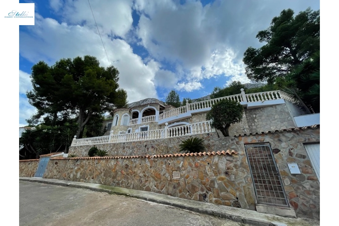 villa in Denia for sale, built area 152 m², year built 1977, + central heating, air-condition, plot area 813 m², 3 bedroom, 3 bathroom, swimming-pool, ref.: SC-T1221-29