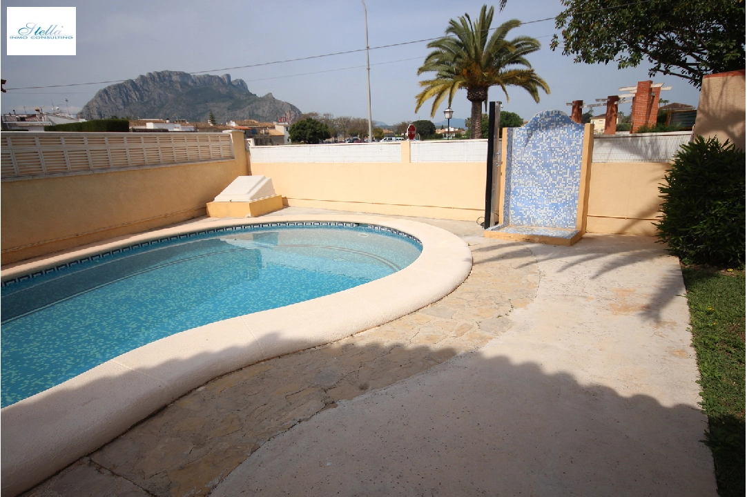 summer house in Els Poblets for holiday rental, built area 130 m², year built 2000, condition neat, + central heating, air-condition, plot area 545 m², 3 bedroom, 2 bathroom, swimming-pool, ref.: V-0222-2
