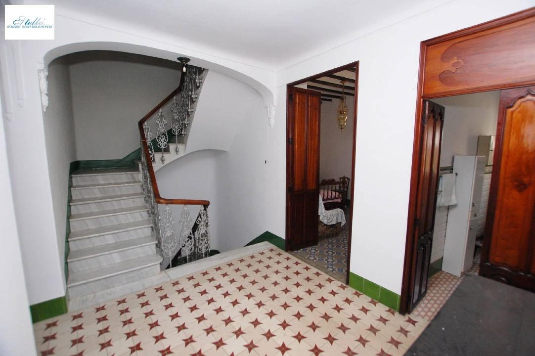 town house in Pego for sale, built area 373 m², year built 1910, air-condition, plot area 200 m², 5 bedroom, 2 bathroom, swimming-pool, ref.: O-V80314-15