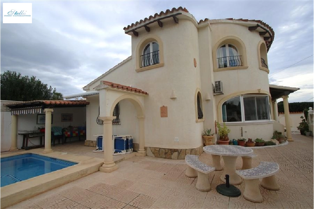 villa in Calpe for sale, built area 232 m², plot area 805 m², 3 bedroom, 3 bathroom, swimming-pool, ref.: COB-3323-12