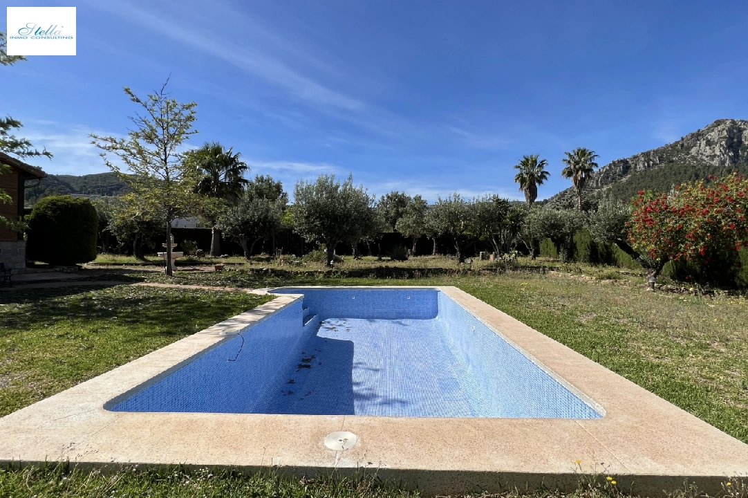 country house in Orba for sale, built area 300 m², year built 2000, + stove, plot area 17241 m², 4 bedroom, 2 bathroom, swimming-pool, ref.: SB-2423-5