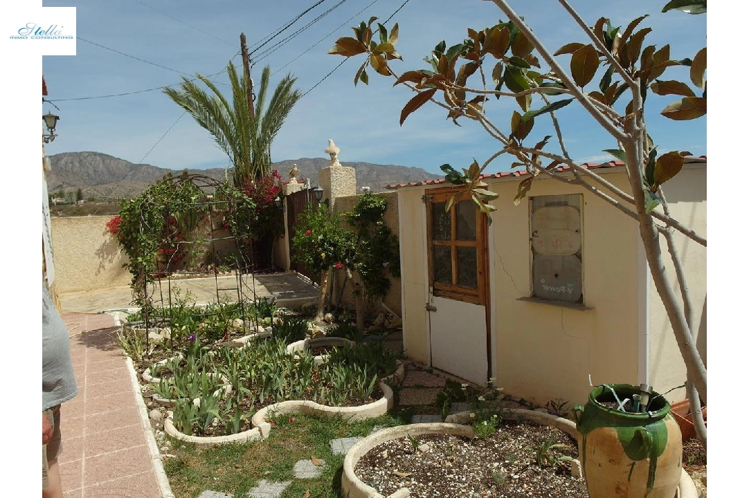 country house in Albatera for sale, built area 193 m², condition neat, plot area 4311 m², 5 bedroom, 2 bathroom, ref.: HA-AA-109-4