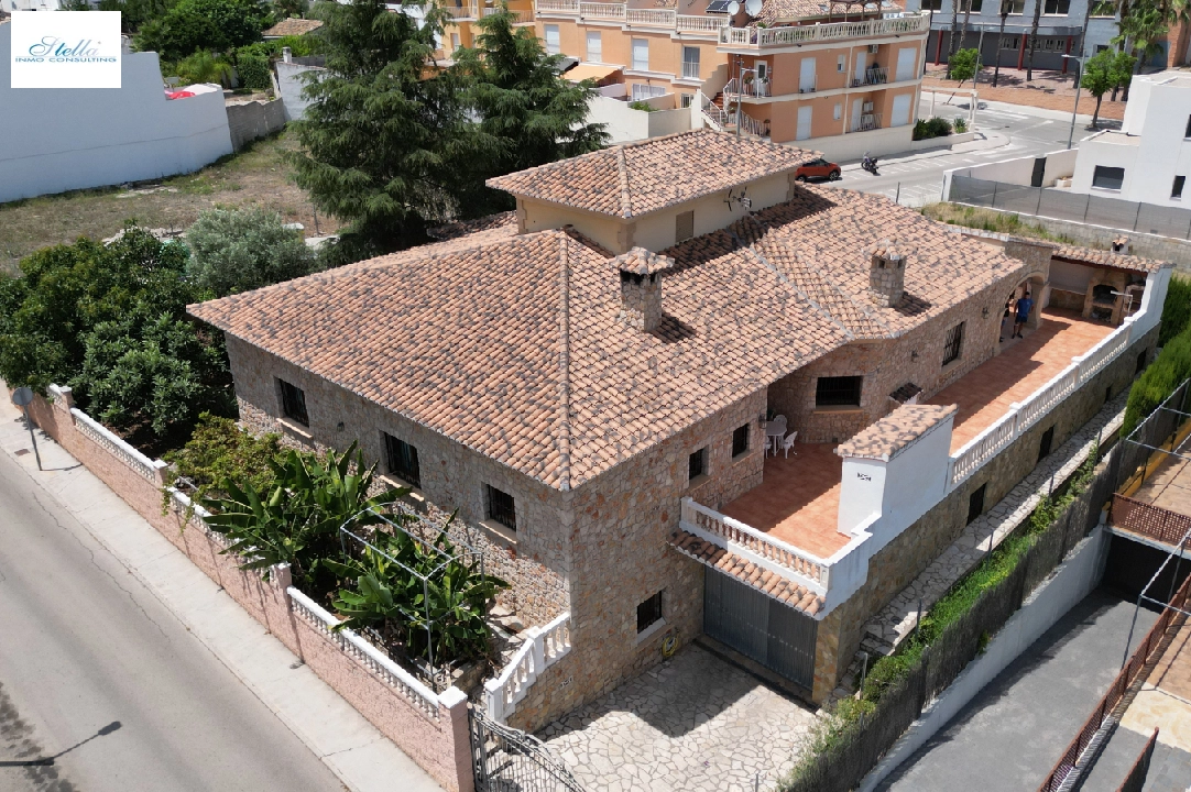 villa in Pego for sale, built area 311 m², year built 2006, + central heating, air-condition, plot area 919 m², 5 bedroom, 3 bathroom, swimming-pool, ref.: FK-0923-1