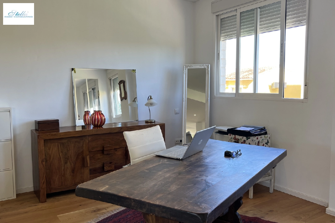 apartment in Denia(Las Marinas) for sale, built area 81 m², year built 2006, condition neat, + central heating, air-condition, 1 bedroom, swimming-pool, ref.: SC-K0923-42