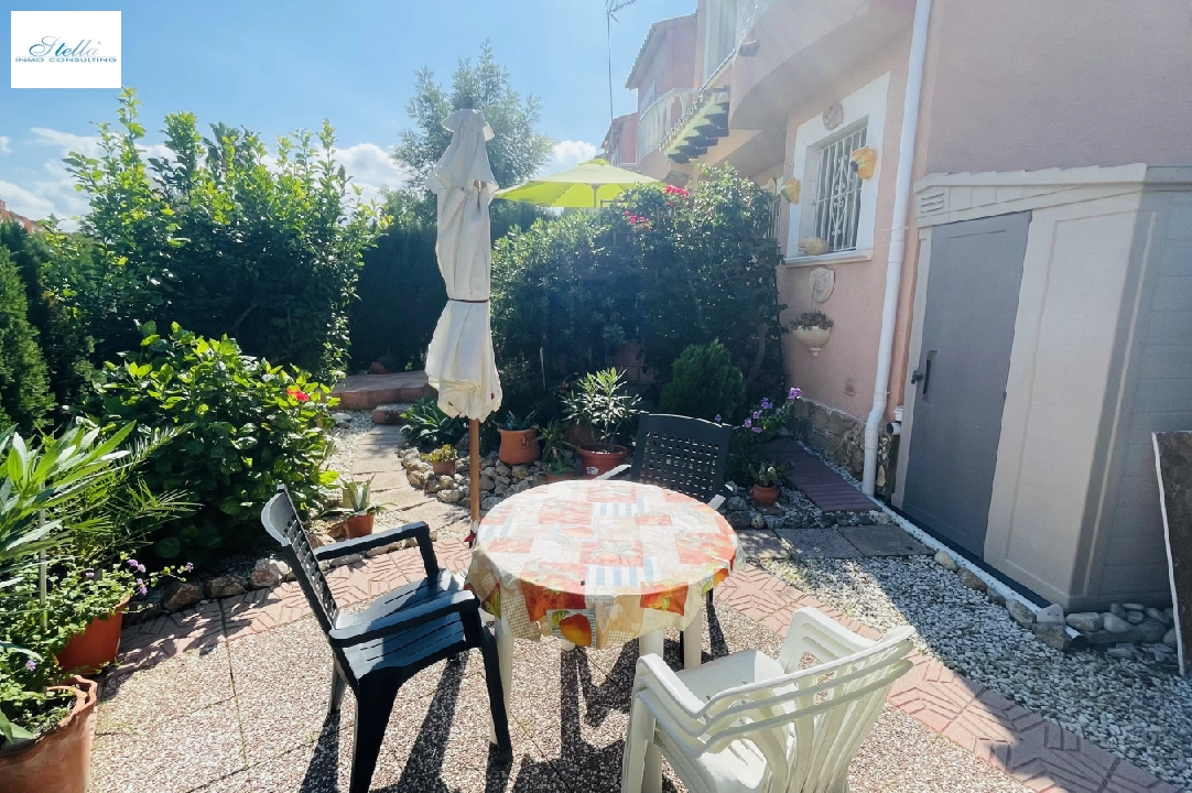 terraced house cornerside in Els Poblets for sale, built area 68 m², year built 1999, condition neat, + central heating, plot area 73 m², 2 bedroom, 1 bathroom, swimming-pool, ref.: JS-2023-12