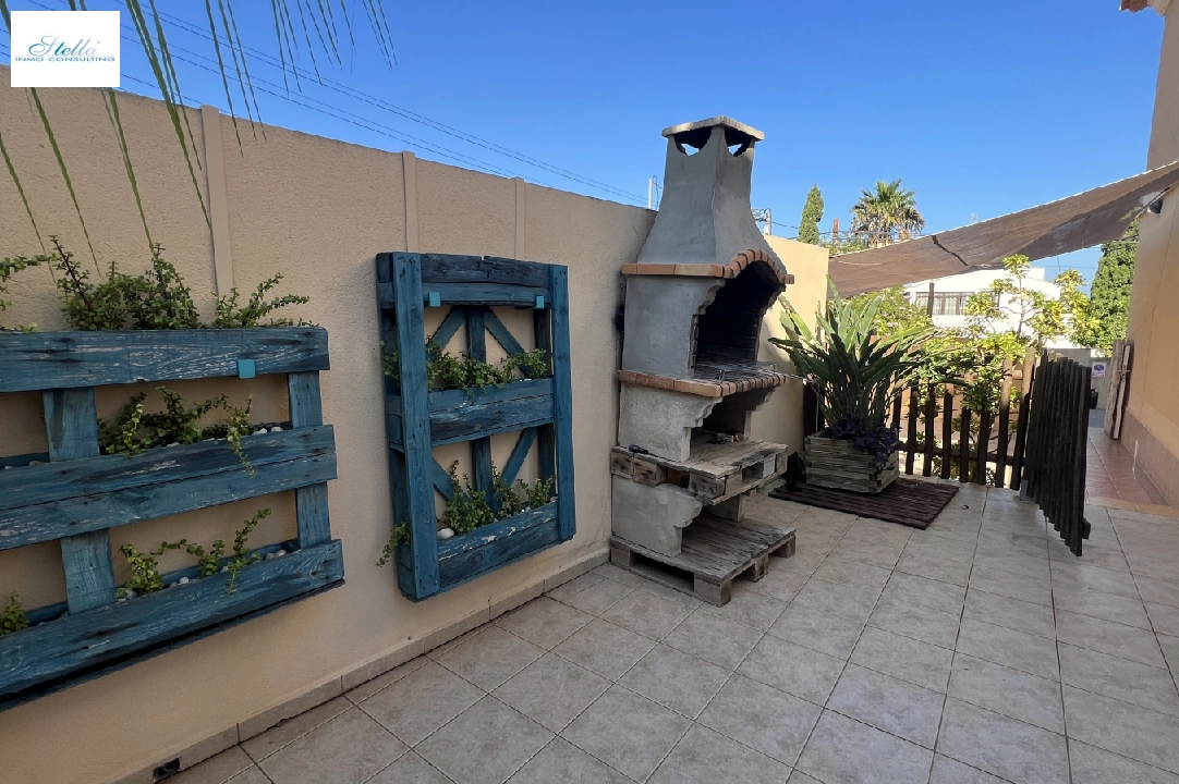 terraced house in Denia for rent, built area 130 m², condition neat, + KLIMA, air-condition, plot area 160 m², 4 bedroom, 3 bathroom, swimming-pool, ref.: D-0223-24