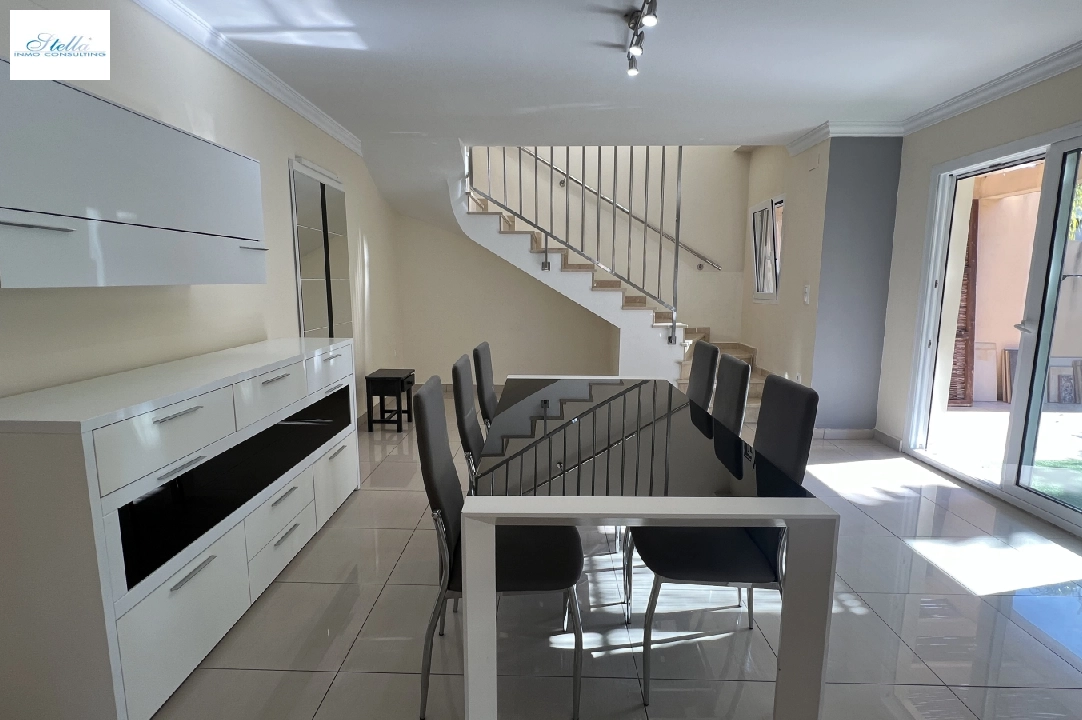 terraced house in Denia for rent, built area 130 m², condition neat, + KLIMA, air-condition, plot area 160 m², 4 bedroom, 3 bathroom, swimming-pool, ref.: D-0223-25