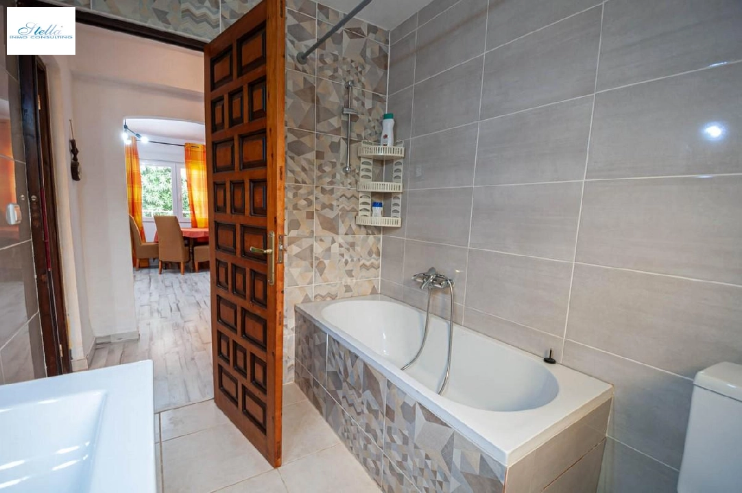 villa in Calpe for sale, built area 227 m², plot area 1025 m², 4 bedroom, 2 bathroom, swimming-pool, ref.: COB-3399-8