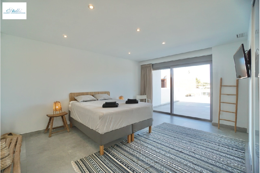 villa in Benissa(La Fustera) for sale, built area 308 m², air-condition, plot area 850 m², 4 bedroom, 3 bathroom, swimming-pool, ref.: CA-H-1723-AMBI-26