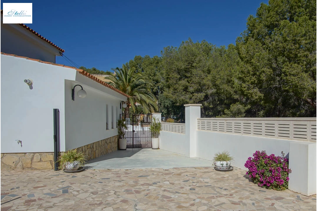 villa in La Nucia(Barranco Hondo) for sale, built area 230 m², air-condition, plot area 1087 m², 4 bedroom, 3 bathroom, ref.: BP-7051NUC-7