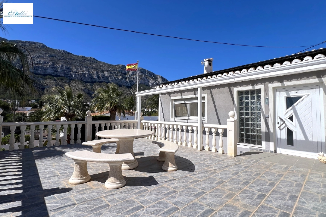 villa in denia for holiday rental, built area 166 m², year built 1978, + stove, air-condition, plot area 802 m², 2 bedroom, 2 bathroom, swimming-pool, ref.: T-0224-20