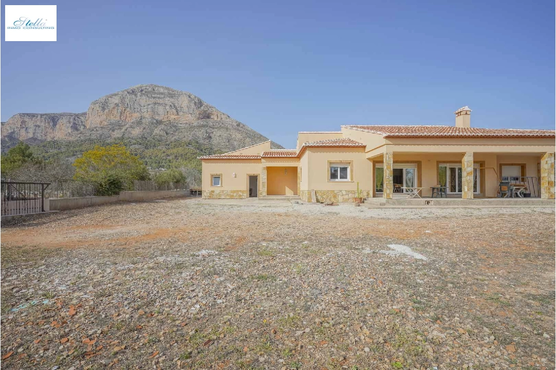 villa in Javea(Montgo Toscamar) for sale, built area 312 m², plot area 1500 m², 4 bedroom, 2 bathroom, ref.: BP-4364JAV-42