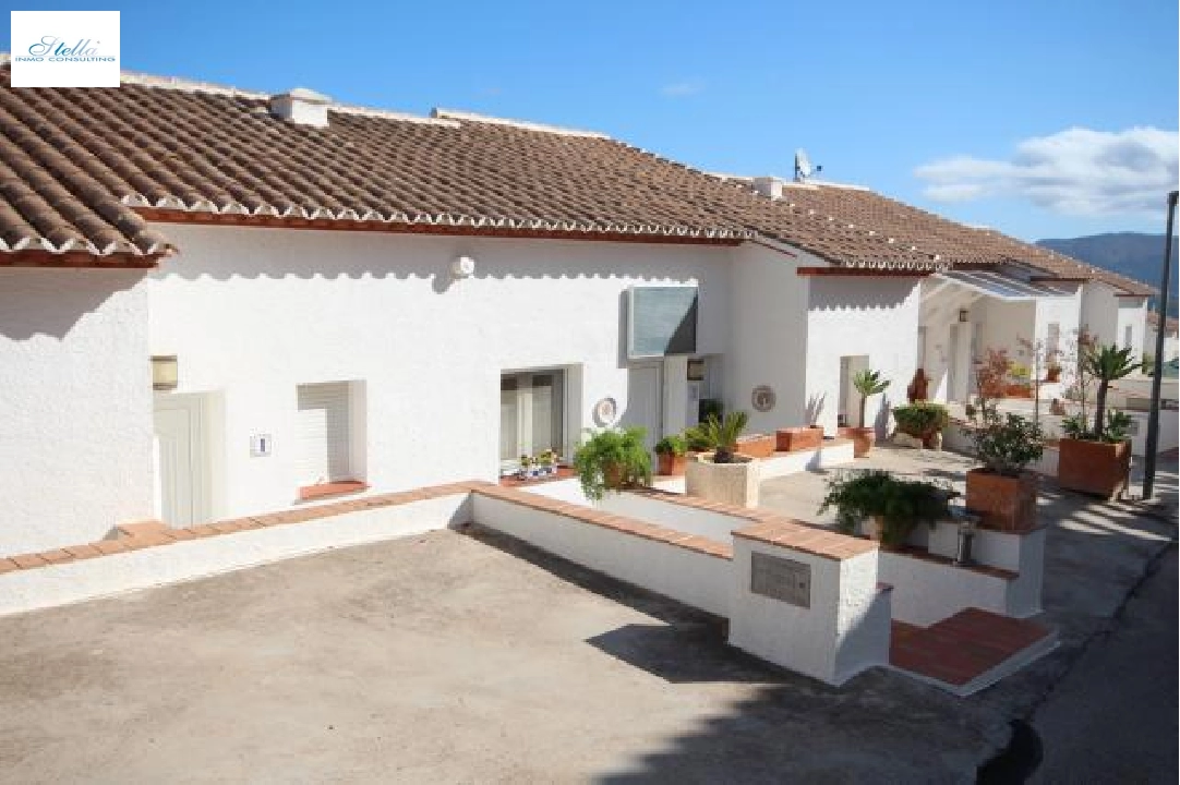 terraced house in Pedreguer(Monte Pedreguer) for sale, built area 95 m², year built 2001, condition neat, + floor heating, air-condition, plot area 100 m², 2 bedroom, 2 bathroom, swimming-pool, ref.: 2-2815-4