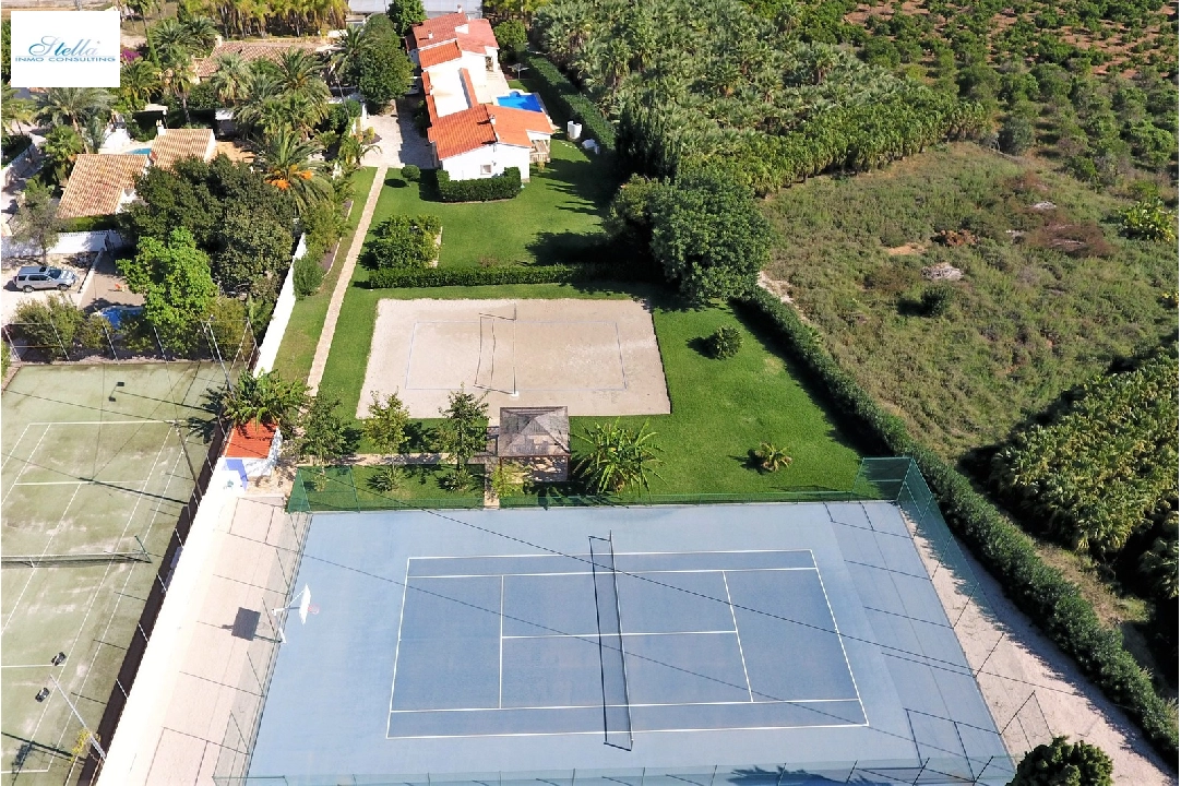 villa in Denia(Torrecarrals) for sale, built area 290 m², condition mint, + central heating, air-condition, plot area 3741 m², 5 bedroom, 4 bathroom, swimming-pool, ref.: SC-L0916-42